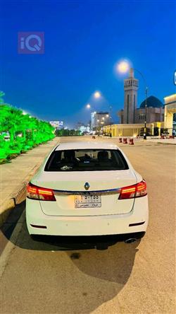 رينو سافران